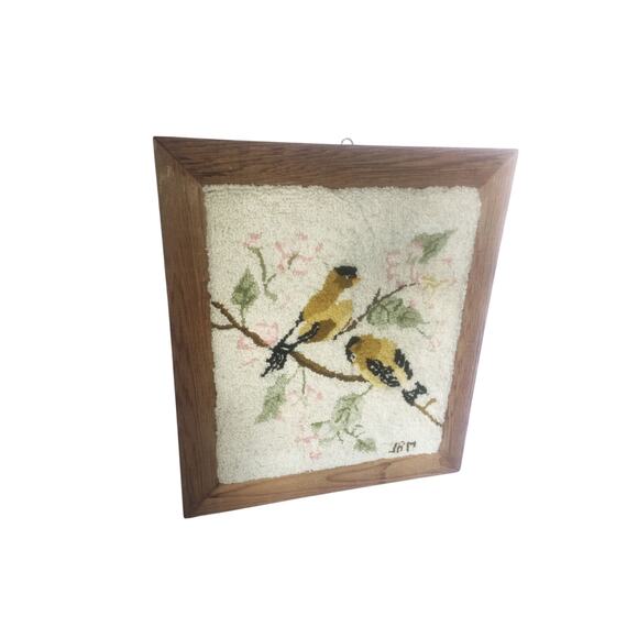 Vintage Hook Loop 2 Birds on a Branch Rug Piece Wood Frame Wall Hanging - Picture 3 of 5